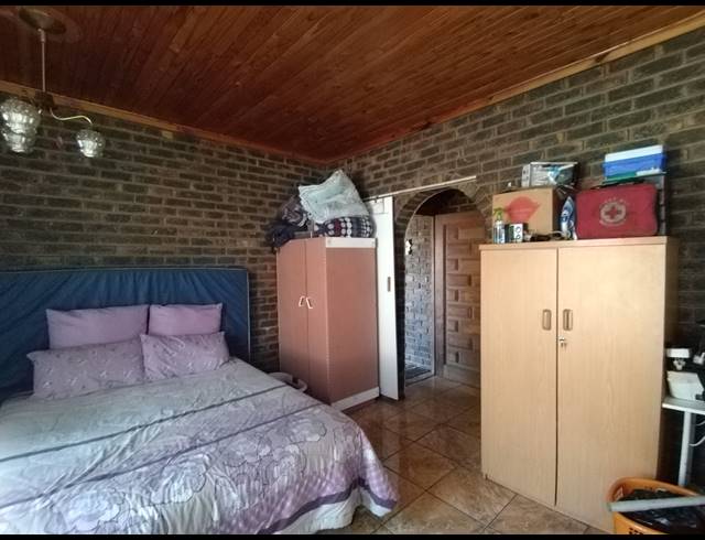 3 BEDROOM FREEHOLD FOR SALE IN TASBET PARK EXT 1